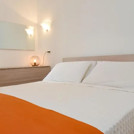 Apartment Sulla Spiaggia